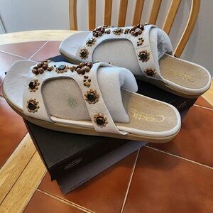 Stylish Earth White and Embellished Women's Sandals size 8